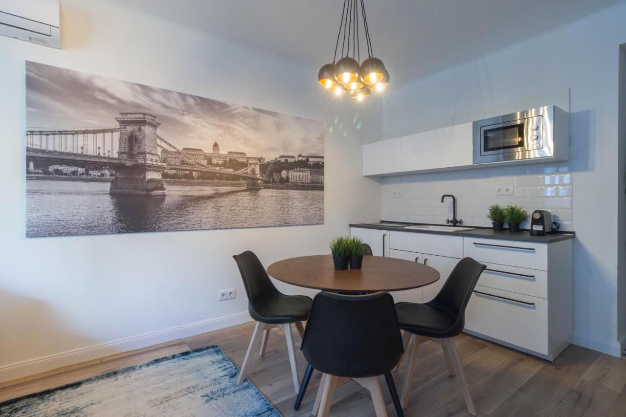 Standard Apartment By Hi5 - Madach Будапеща Екстериор снимка
